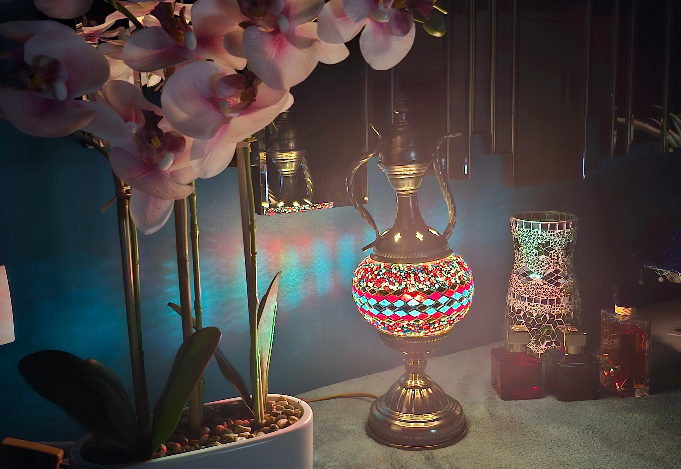 Lampe mosaïque turque fait main bleu et rouge teapot travail artisanal