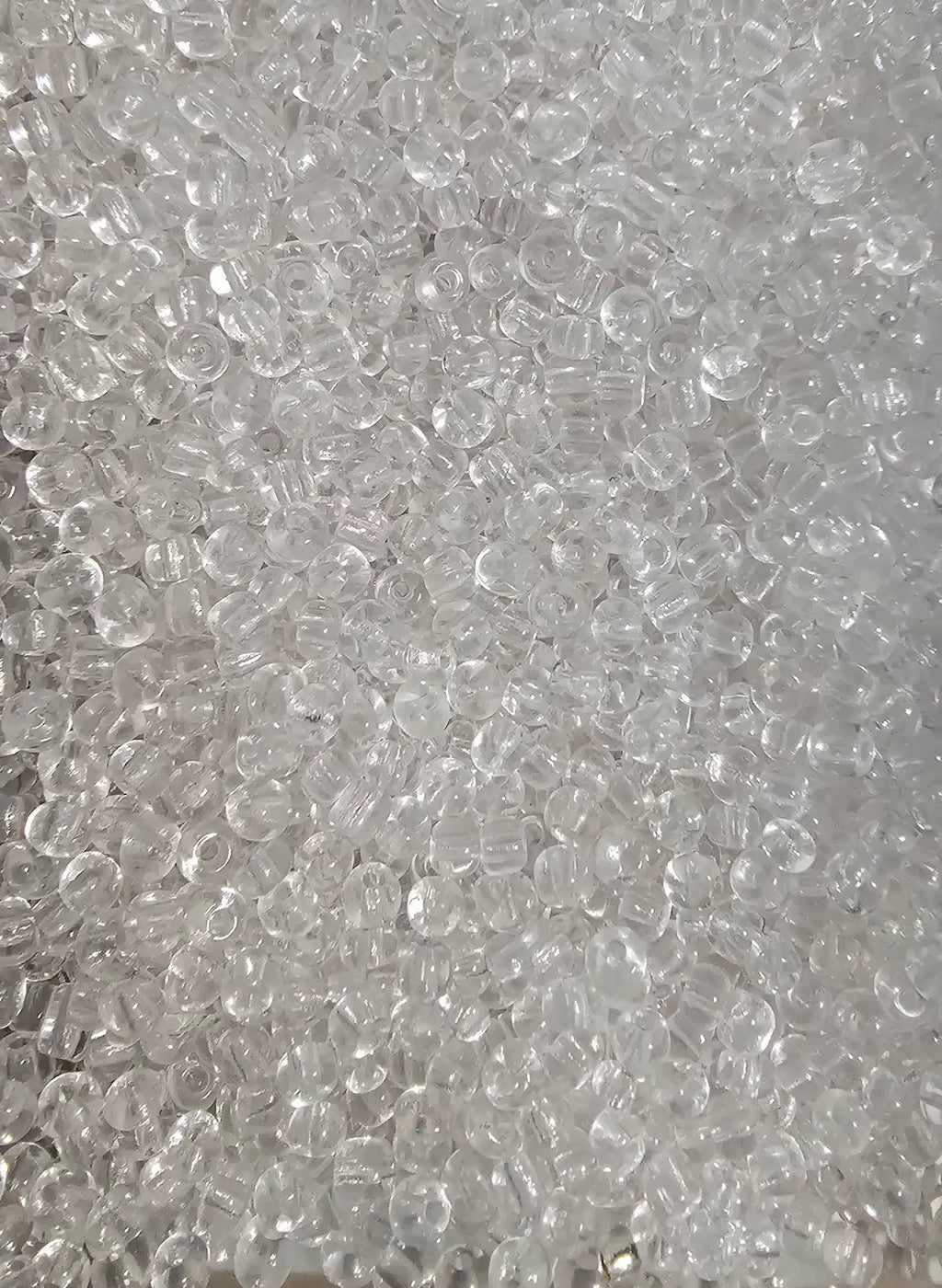Perles de rocaille cristal transparent pur 4mm — Mosaic Dream