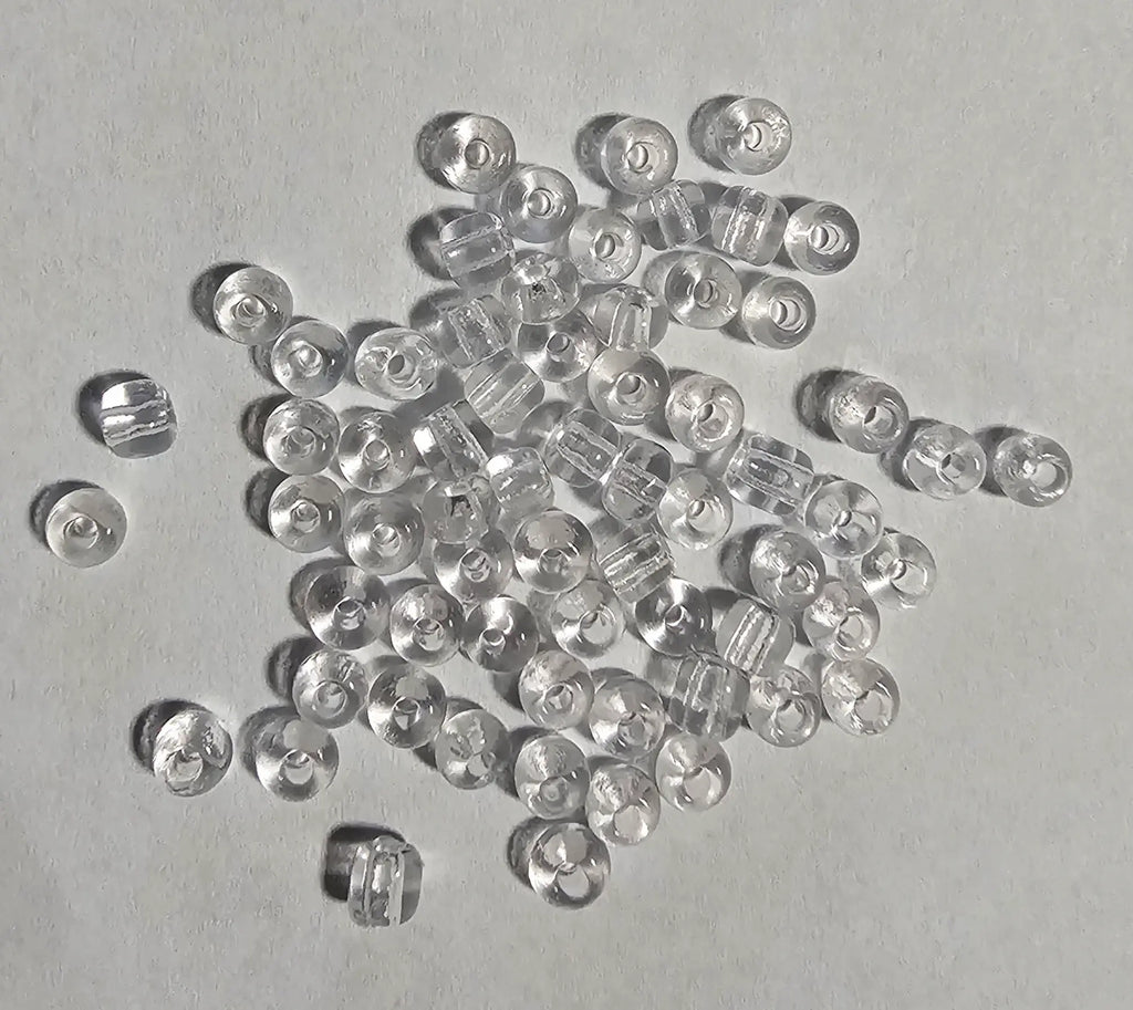 Détail perles cristal transparent pour mosaïque artisanale