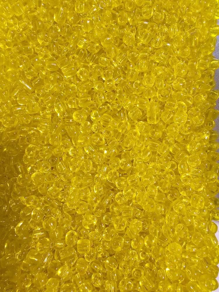 Perles de rocaille jaune citron transparentes 4mm — Mosaic Dream
