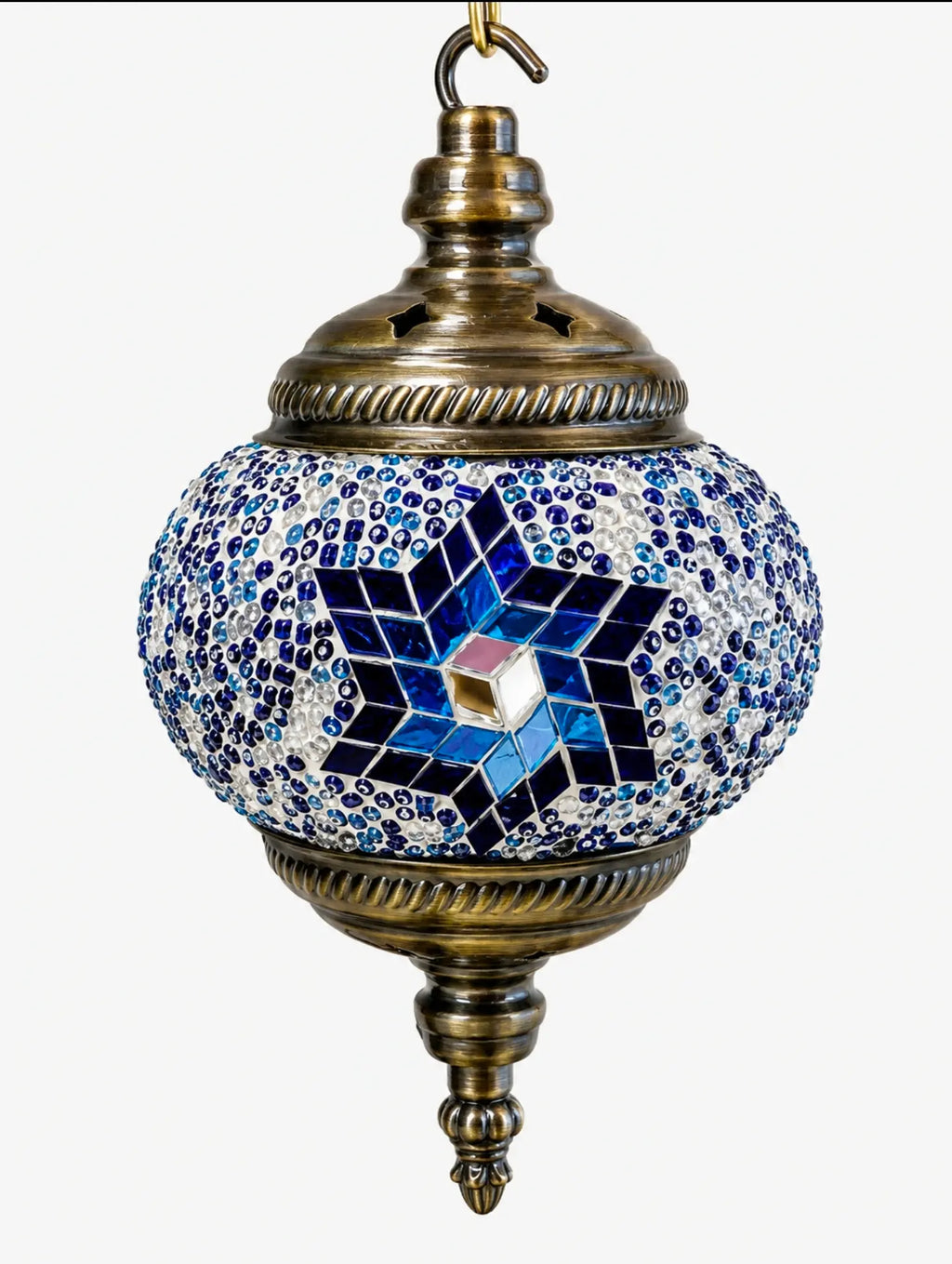 Lampe teapot mosaïque bleue – vue suspendue fond blanc – Mosaic Dream