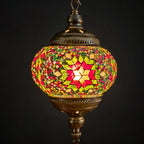 Lampe lune mosaïque couleurs chaudes – vue détail artisanale – Mosaic Dream