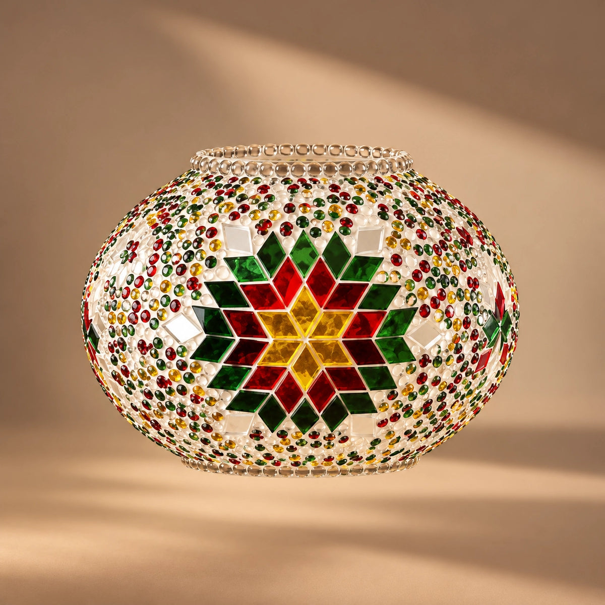 Globe lampe mosaïque blanc et multicolore avec motif floral central