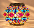 Globe lampe mosaïque multicolore avec motifs géométriques bleu turquoise et rouge