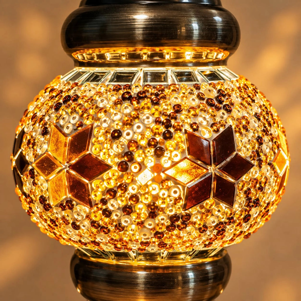 Globe de lampe en mosaïque dorée avec motifs étoilés