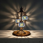 Lampe mosaïque 3 globes bleue et ambre – détail artisanal fait main