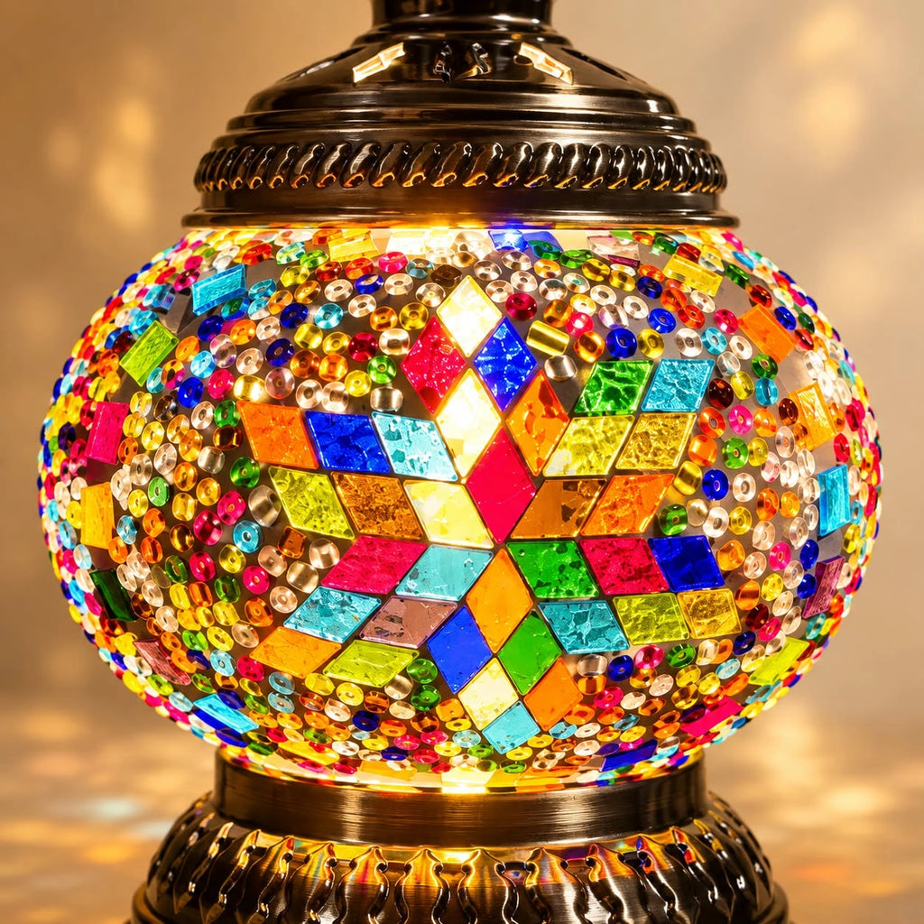 Petite lampe Mosaic Dream avec globe en mosaïque multicolore