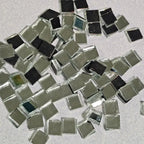 Carré miroir 8 mm vue de face – tesselle mosaïque artisanale Belgique