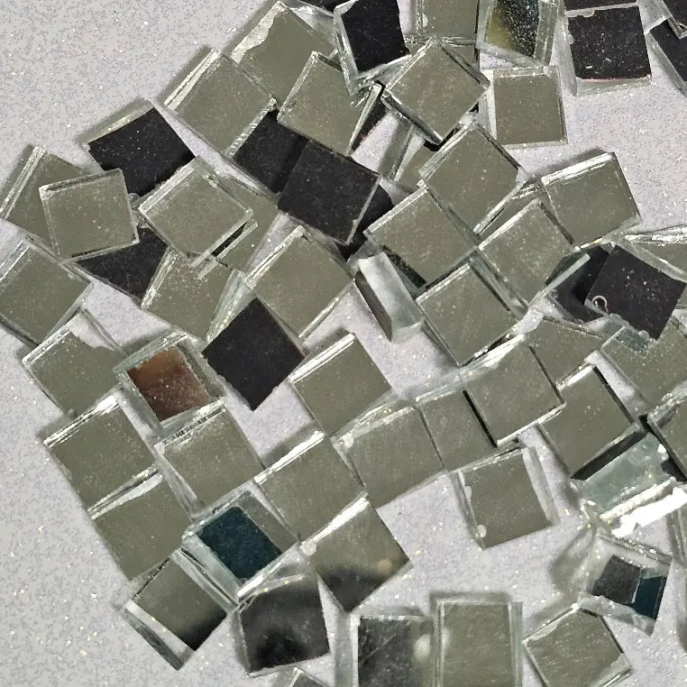 Détail tesselle miroir carré 8 mm – accessoire mosaïque DIY Mosaic Dream