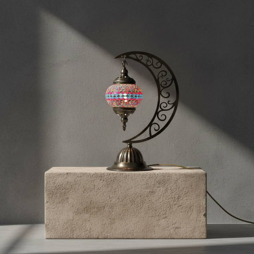 Lampe lune mosaïque veilleuse allumée – éclairage doux oriental artisanal